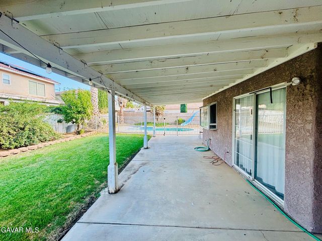 42520 W 57th Street, Lancaster, CA 93536