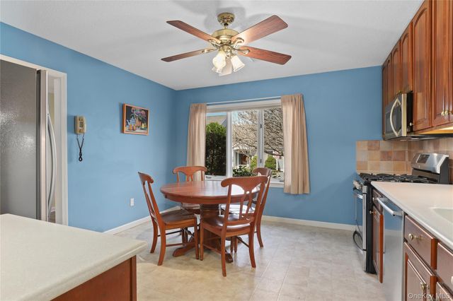 412 Heritage Hills A, Somers, NY 10589