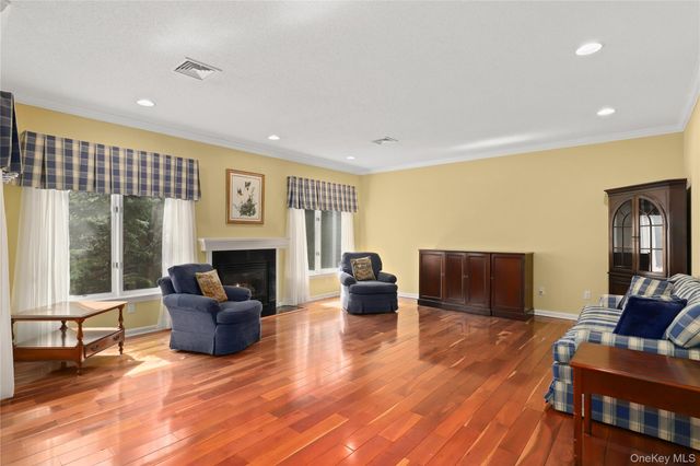 412 Heritage Hills A, Somers, NY 10589