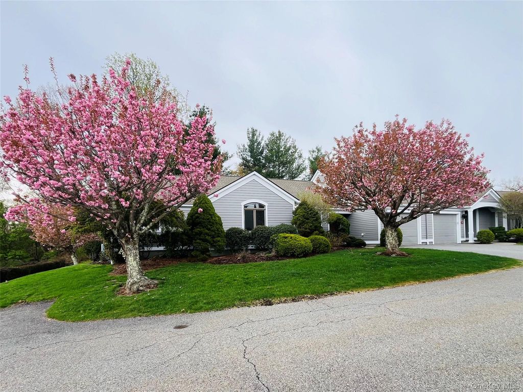 412 Heritage Hills A, Somers, NY 10589