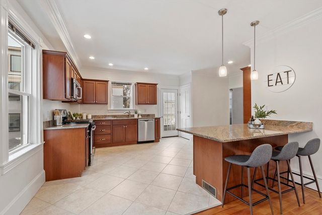 42 Packard Avenue 42, Somerville, MA 02144