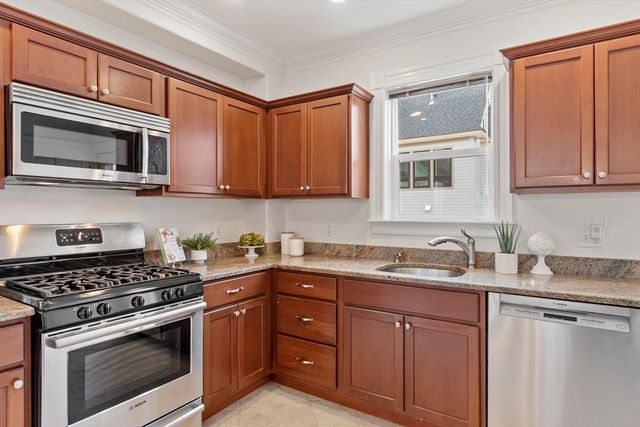 42 Packard Avenue 42, Somerville, MA 02144