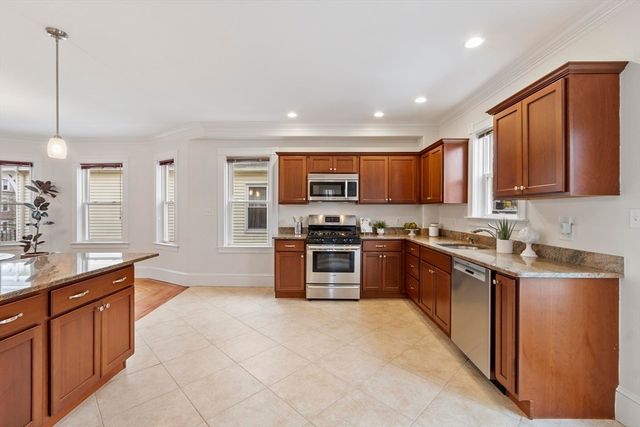 42 Packard Avenue 42, Somerville, MA 02144