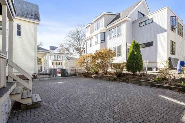 42 Packard Avenue 42, Somerville, MA 02144