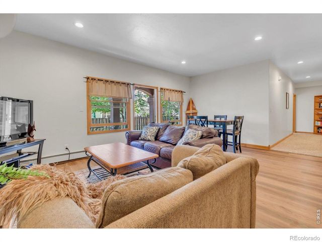 723 Ridge Creek Court, Longmont, CO 80504