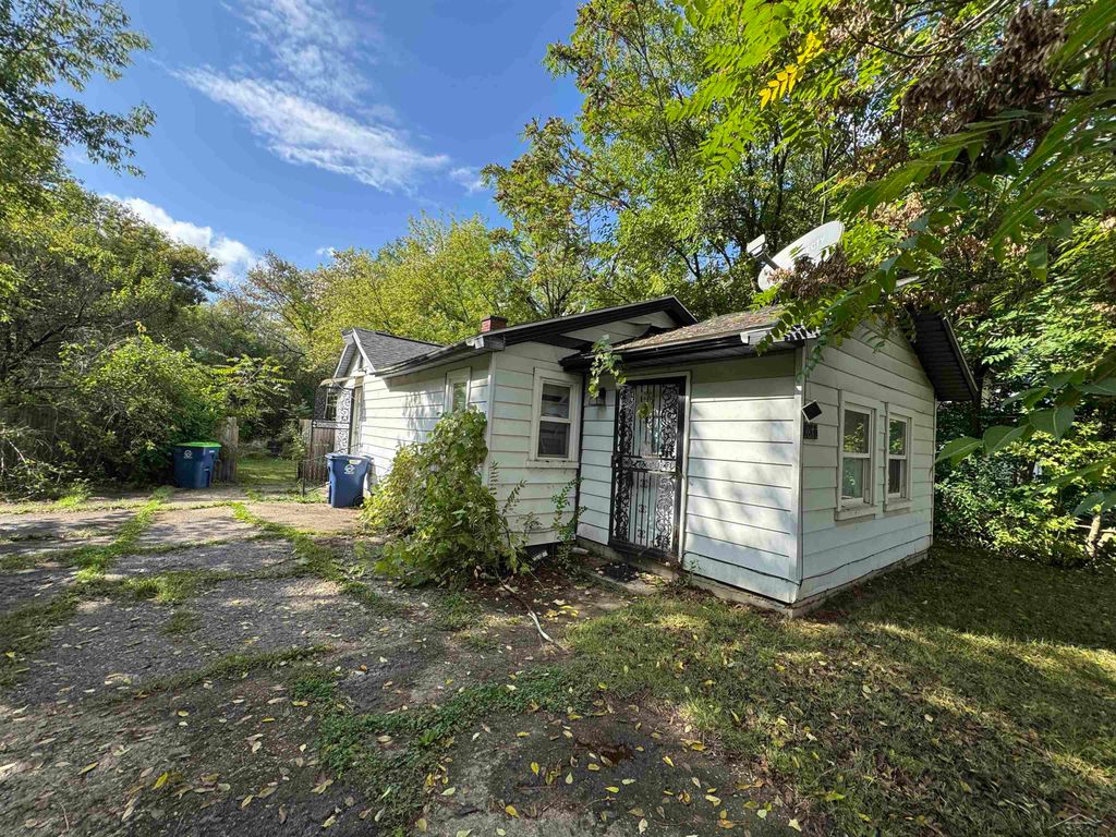 1840 Ribble Street, Buena Vista Twp, MI 48601