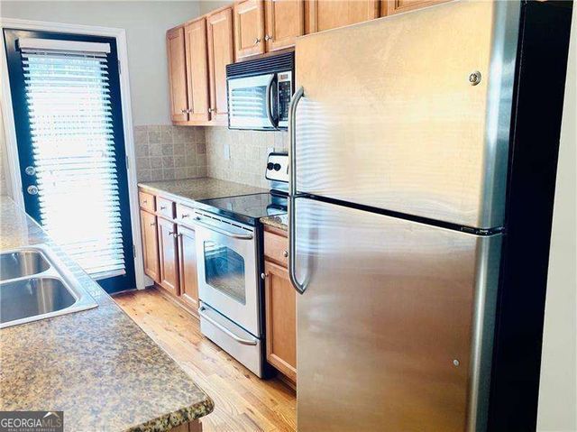 48 Peachtree Avenue NE 213, Atlanta, GA 30305