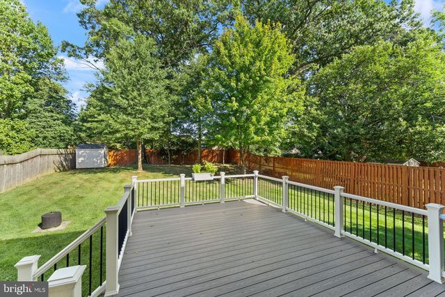 7406 VALLEYCREST BLVD, Annandale, VA 22003