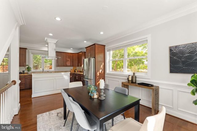 7406 VALLEYCREST BLVD, Annandale, VA 22003