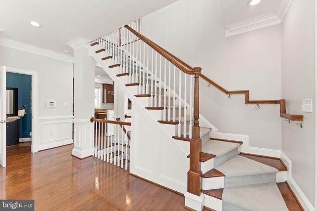 7406 VALLEYCREST BLVD, Annandale, VA 22003