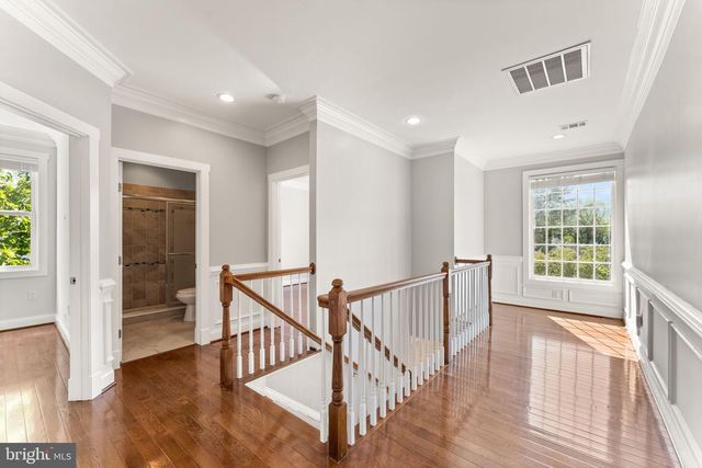 7406 VALLEYCREST BLVD, Annandale, VA 22003