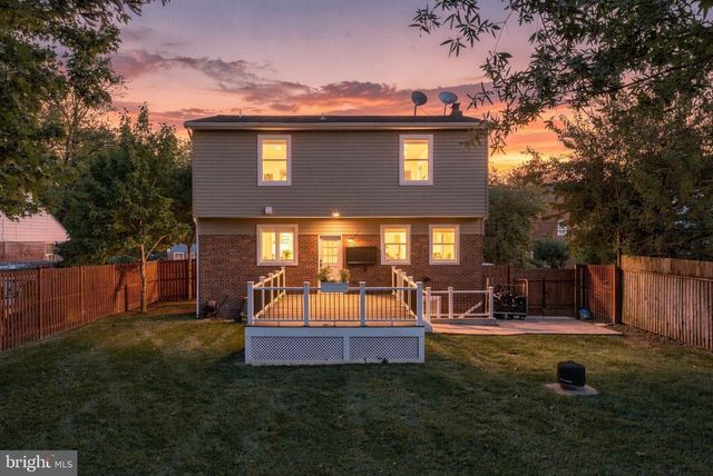 7406 VALLEYCREST BLVD, Annandale, VA 22003