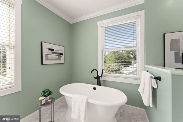 7406 VALLEYCREST BLVD, Annandale, VA 22003