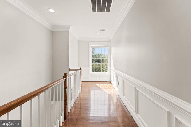 7406 VALLEYCREST BLVD, Annandale, VA 22003