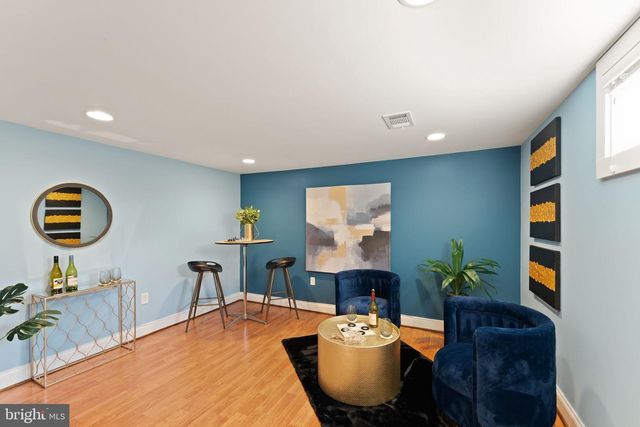 7406 VALLEYCREST BLVD, Annandale, VA 22003