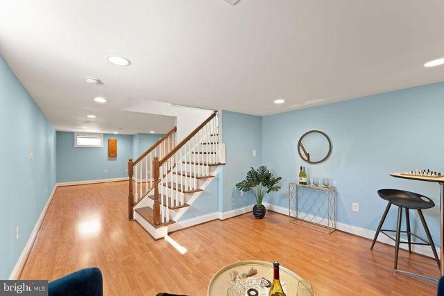 7406 VALLEYCREST BLVD, Annandale, VA 22003
