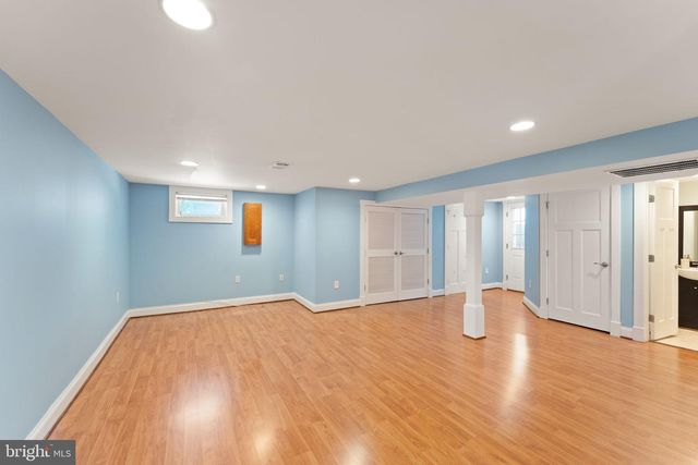 7406 VALLEYCREST BLVD, Annandale, VA 22003