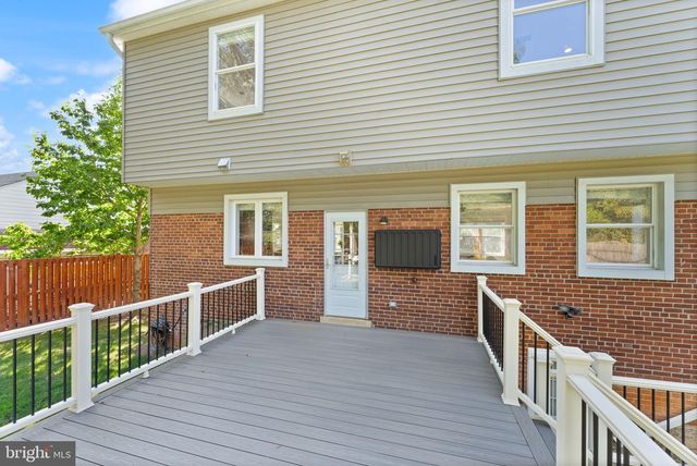 7406 VALLEYCREST BLVD, Annandale, VA 22003