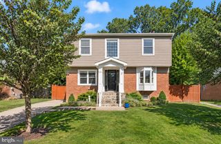 7406 VALLEYCREST BLVD, Annandale, VA 22003