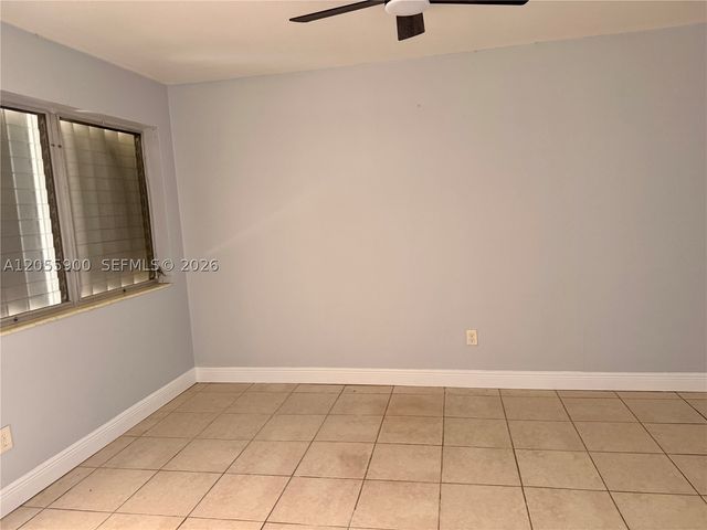 1570 NE 130th St, North Miami, FL 33161