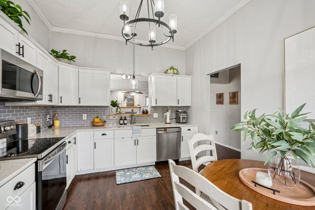 1825 Clover Lane, Lebanon, IN 46052