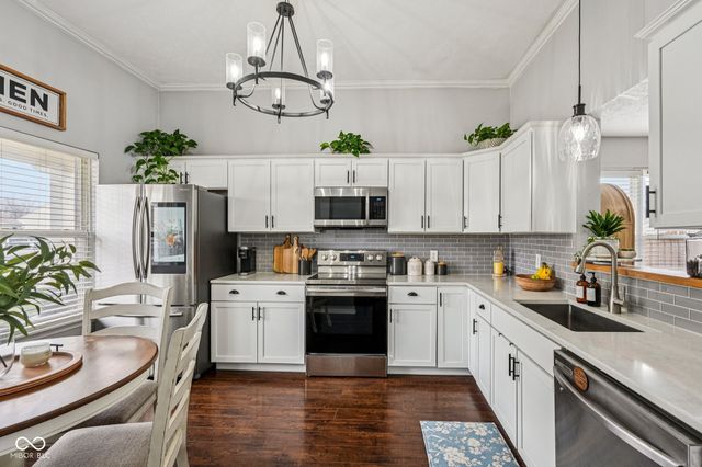 1825 Clover Lane, Lebanon, IN 46052