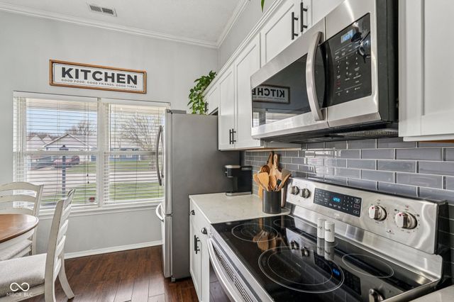 1825 Clover Lane, Lebanon, IN 46052