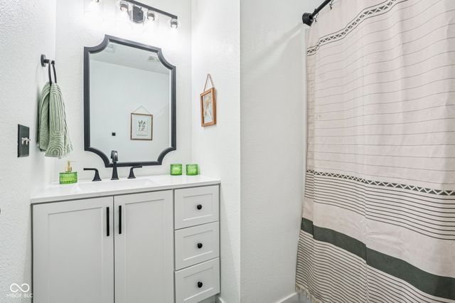 1825 Clover Lane, Lebanon, IN 46052