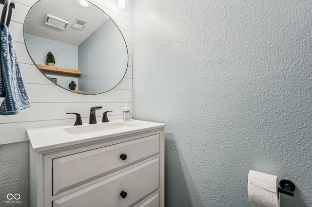 1825 Clover Lane, Lebanon, IN 46052