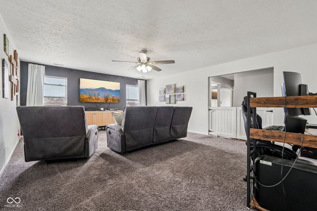 1825 Clover Lane, Lebanon, IN 46052