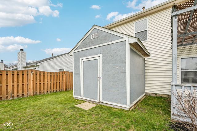 1825 Clover Lane, Lebanon, IN 46052