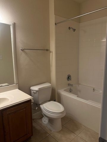 8731 Manhattan Avenue, Plano, TX 75024