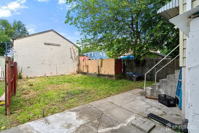 6 Worden Avenue, Woodbridge Proper, NJ 08861