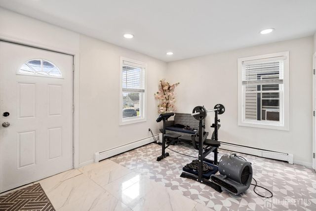 6 Worden Avenue, Woodbridge Proper, NJ 08861