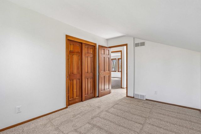 26116 Windermere DRIVE, Wind Lake, WI 53185