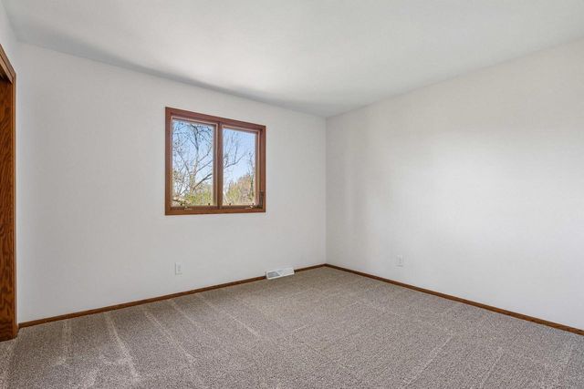 26116 Windermere DRIVE, Wind Lake, WI 53185