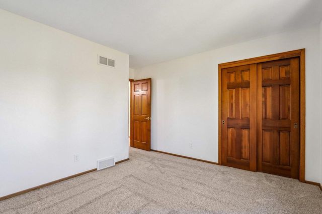 26116 Windermere DRIVE, Wind Lake, WI 53185