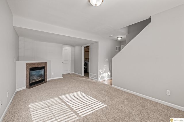 19522 X Street, Omaha, NE 68135