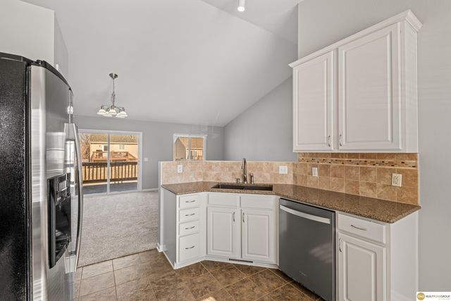 19522 X Street, Omaha, NE 68135