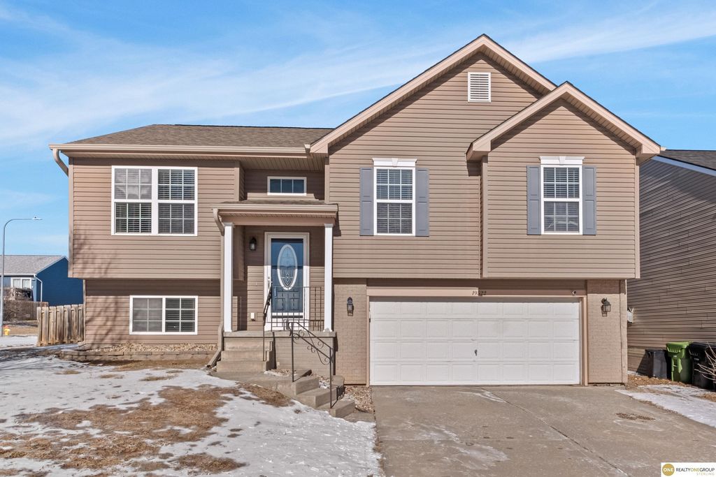 19522 X Street, Omaha, NE 68135