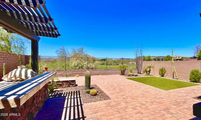 12144 W DESERT MIRAGE Drive, Peoria, AZ 85383