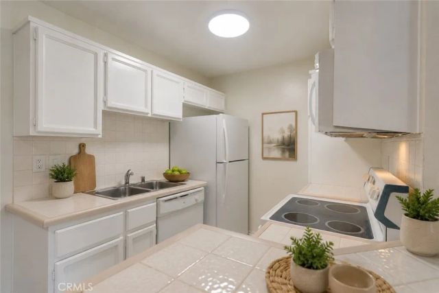 436 N Bellflower 112, Long Beach, CA 90814