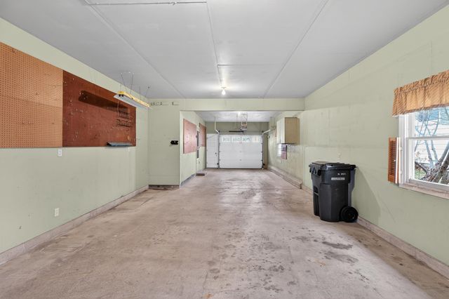 1729 Liberty Avenue, Waterloo, IA 50702