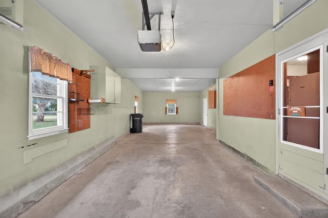 1729 Liberty Avenue, Waterloo, IA 50702