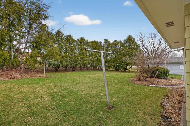 1729 Liberty Avenue, Waterloo, IA 50702