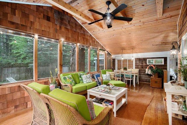 3852 Birchwood Trail, Michiana Shores, IN 46360