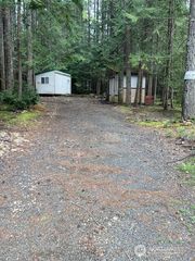 101 N Mt. Jupiter Drive, Hoodsport, WA 98548