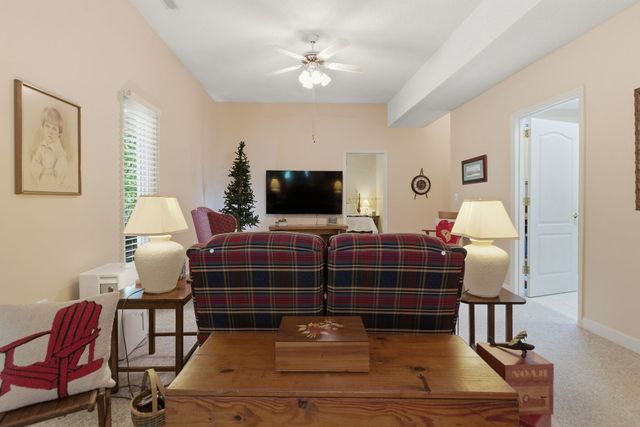 106 Clearview Cir, Winchester, TN 37398