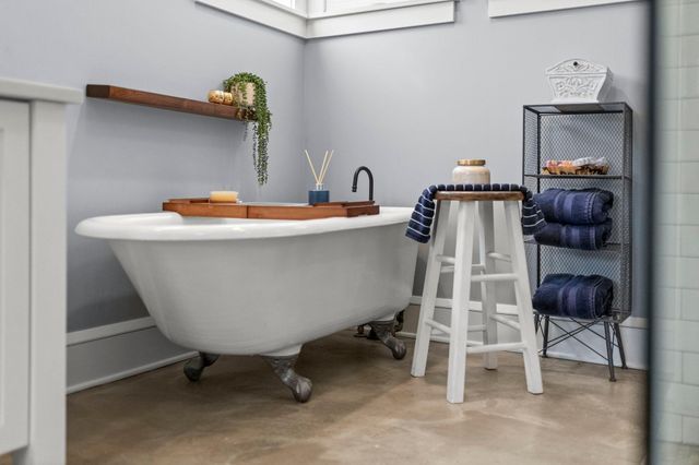 4500 Abbott Avenue S, Minneapolis, MN 55410