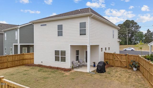 122 Commons Circle, Clayton, NC 27520